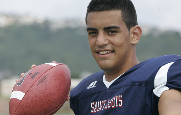 Marcus Mariota led Saint Louis to the state football championship in 2010. 
